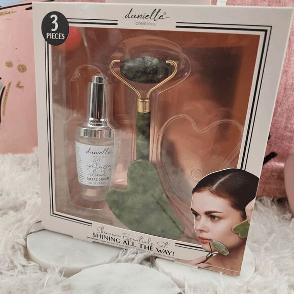 DANIELLE 3 Pieces Jade Gua Sha Stone, Retinol & Collagen Facial Serum, Facial Ro - Picture 1 of 4